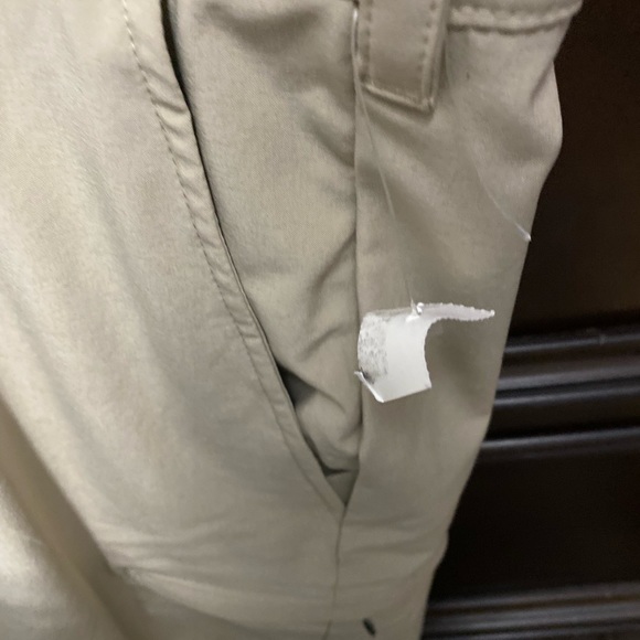 Shorts - Picture 3 of 4